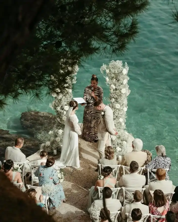 Monio Weddings